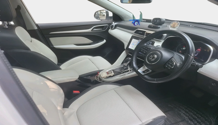 2023 MG ASTOR SAVVY 1.5 CVT, Petrol, Automatic, 12,129 km, interior