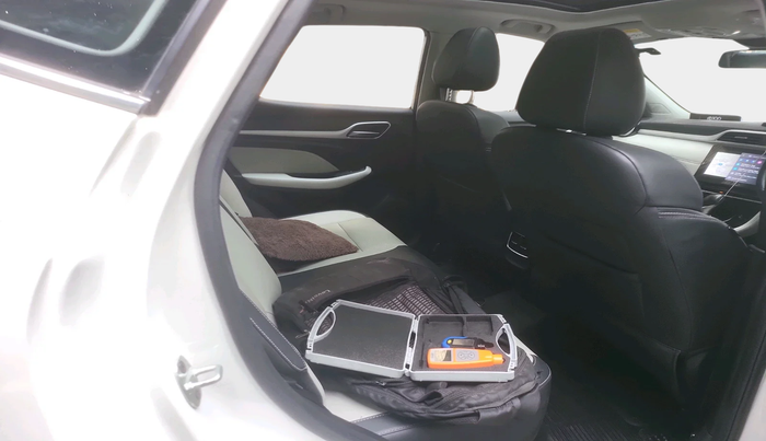 2023 MG ASTOR SAVVY 1.5 CVT, Petrol, Automatic, 12,129 km, interior