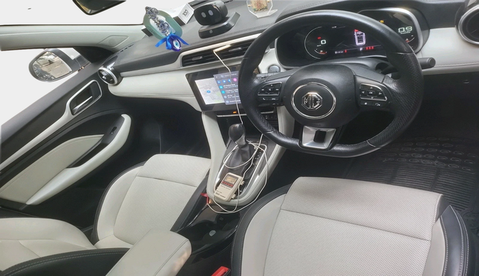 2023 MG ASTOR SAVVY 1.5 CVT, Petrol, Automatic, 12,129 km, interior