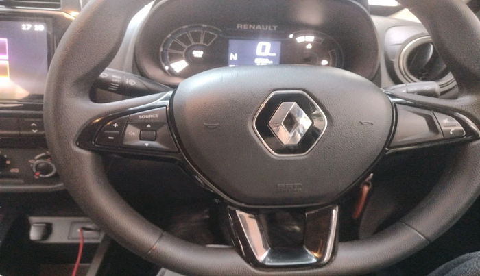 2024 Renault Kwid RXT 1.0 AMT, Petrol, Automatic, 8,063 km, interior