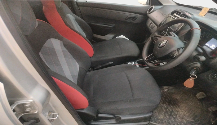 2024 Renault Kwid RXT 1.0 AMT, Petrol, Automatic, 8,063 km, interior