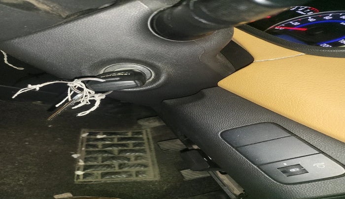 2017 Hyundai Grand i10 SPORTZ 1.2 KAPPA VTVT, Petrol, Manual, 89,699 km, interior