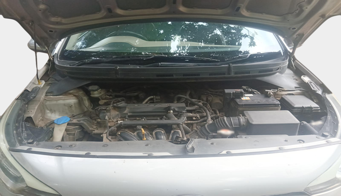 2016 Hyundai Elite i20 SPORTZ 1.2, Petrol, Manual, 93,765 km, exterior