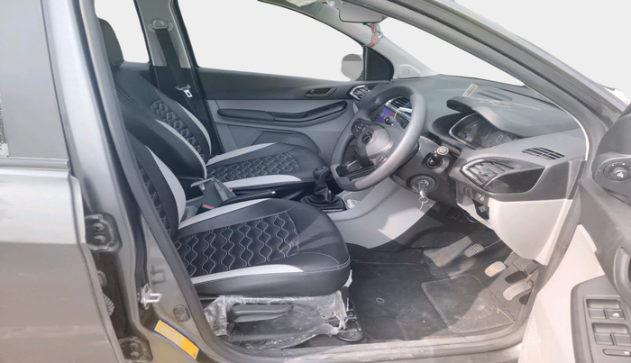 2024 Tata Tiago XT PETROL, Petrol, Manual, 9,580 km, interior