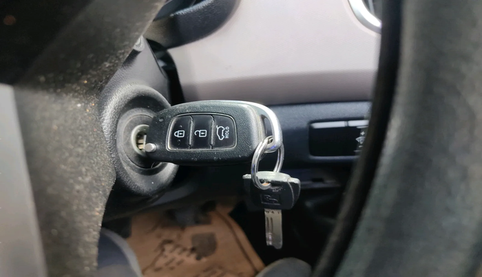 2019 Hyundai Creta E PLUS 1.6 PETROL, Petrol, Manual, 81,464 km, interior