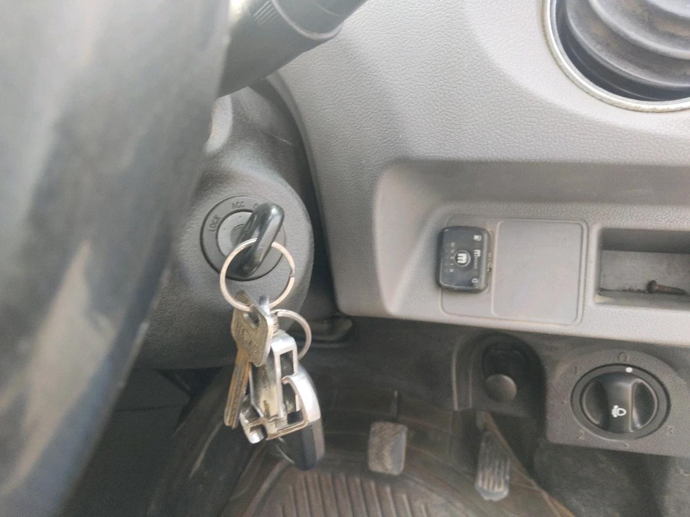 2011 Toyota Etios VX, CNG, Manual, 1,31,237 km, interior