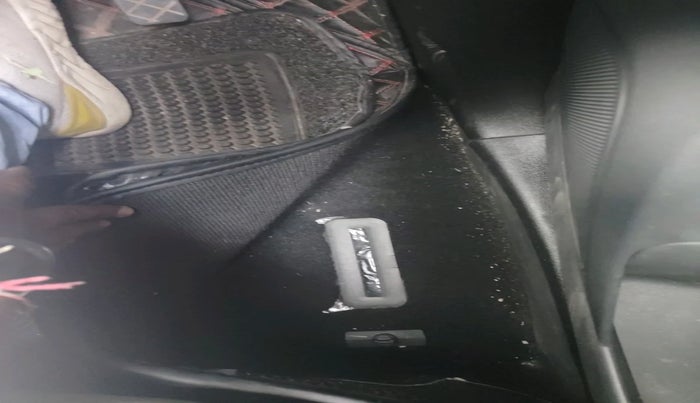 2022 MG ASTOR SAVVY 1.5 CVT, Petrol, Automatic, 13,414 km, interior