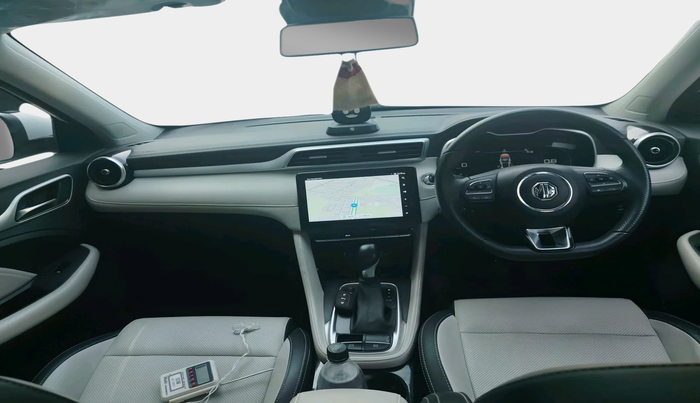 2022 MG ASTOR SAVVY 1.5 CVT, Petrol, Automatic, 13,414 km, interior