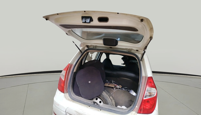 2011 Hyundai i10 ERA 1.1, Petrol, Manual, 1,20,355 km, exterior