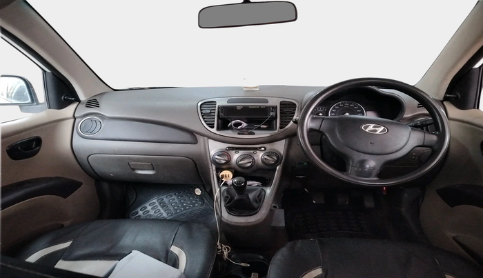 2011 Hyundai i10 ERA 1.1, Petrol, Manual, 1,20,355 km, interior