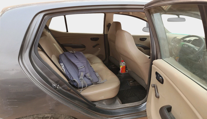 2013 Hyundai i10 ERA 1.1, Petrol, Manual, 96,693 km, interior