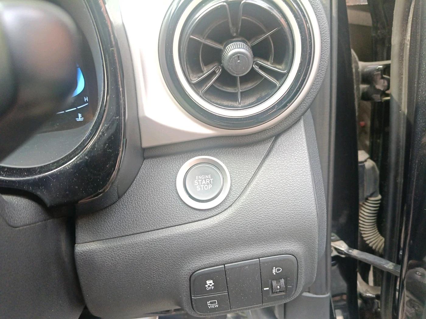 2025 Hyundai EXTER SX(O) CONNECT 1.2 AMT, Petrol, Automatic, 10,200 km, interior