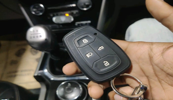 2019 Tata NEXON XZ PLUS PETROL, Petrol, Manual, 55,738 km, interior