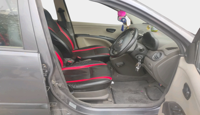 2013 Hyundai i10 MAGNA 1.2, Petrol, Manual, 80,546 km, interior