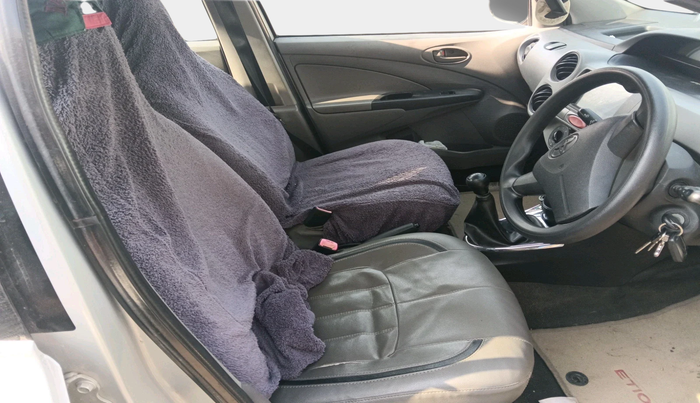 2011 Toyota Etios G, Petrol, Manual, 1,16,259 km, interior