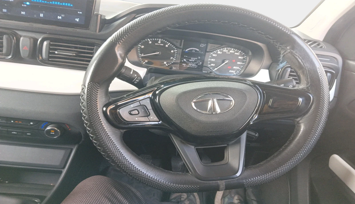 2023 Tata PUNCH PURE MT, Petrol, Manual, 20,489 km, interior