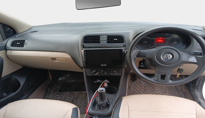 2010 Volkswagen Polo TRENDLINE 1.2L PETROL, Petrol, Manual, 1,33,536 km, interior