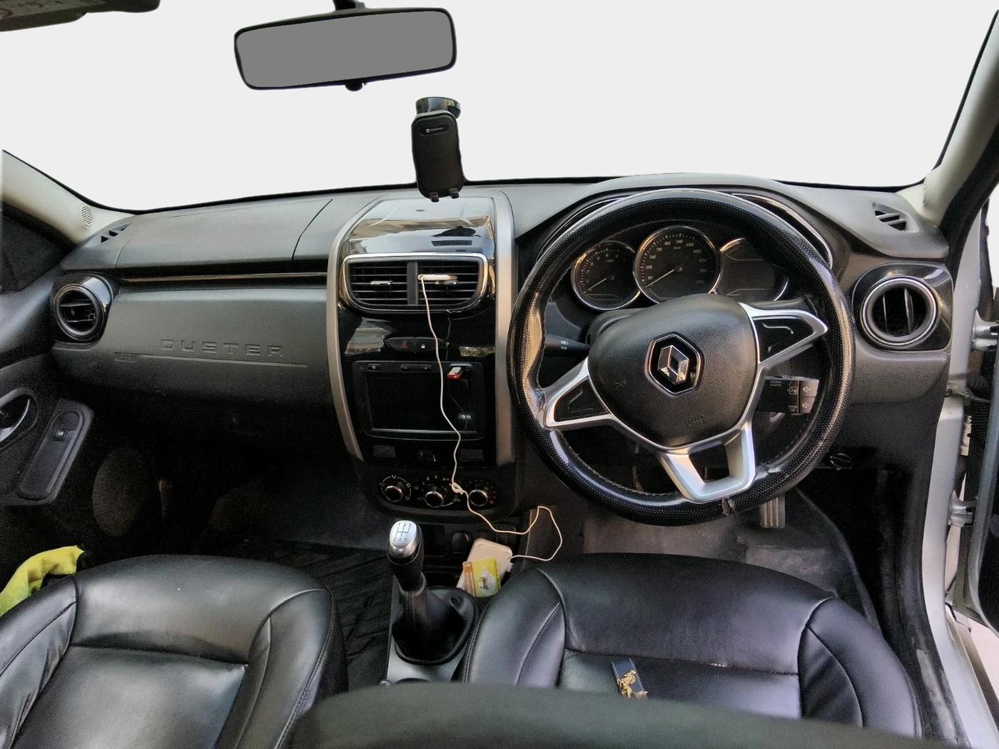 2019 Renault Duster 85 PS RXS MT DIESEL, Diesel, Manual, 1,27,822 km, interior