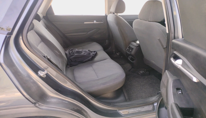 2019 KIA SELTOS HTK PLUS 1.5, Petrol, Manual, 2,79,123 km, interior