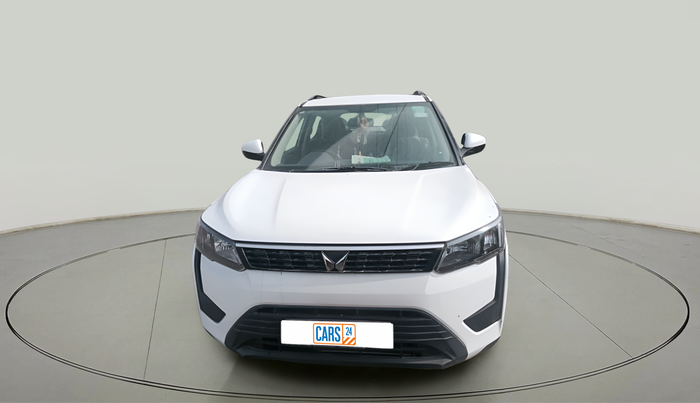 2023 Mahindra XUV300 W4 1.2 PETROL, Petrol, Manual, 1,903 km, exterior