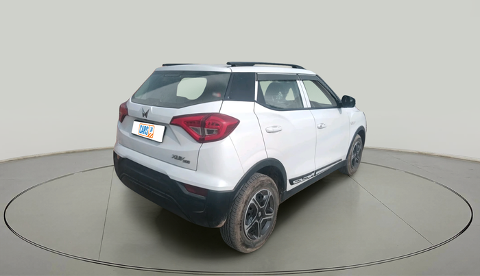 2023 Mahindra XUV300 W4 1.2 PETROL, Petrol, Manual, 1,903 km, exterior