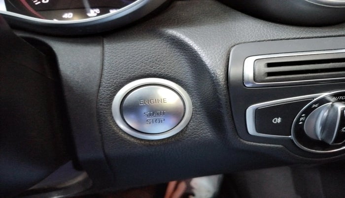 2014 Mercedes Benz C Class C 200 AVANTGARDE, Petrol, Automatic, 41,406 km, interior