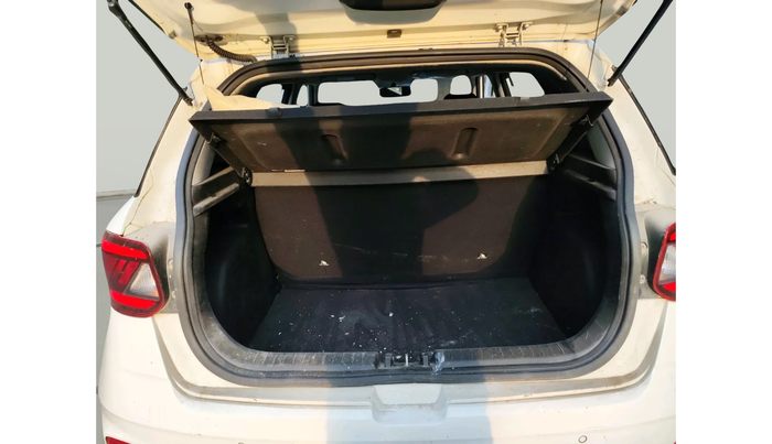 2019 Hyundai VENUE S 1.2, Petrol, Manual, 43,330 km, exterior