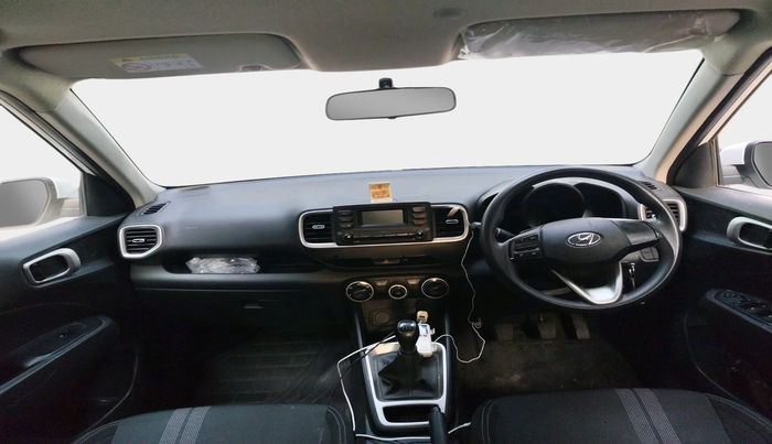 2019 Hyundai VENUE S 1.2, Petrol, Manual, 43,330 km, interior