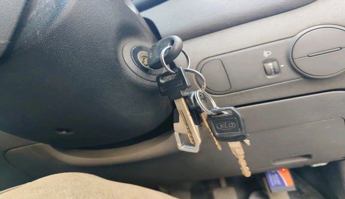 2013 Hyundai i10 MAGNA 1.1, Petrol, Manual, 90,596 km, interior