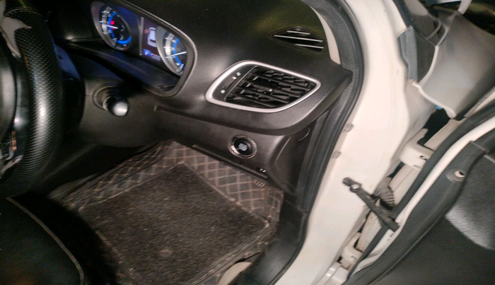 2016 Maruti Baleno ZETA CVT PETROL 1.2, Petrol, Automatic, 1,62,378 km, interior