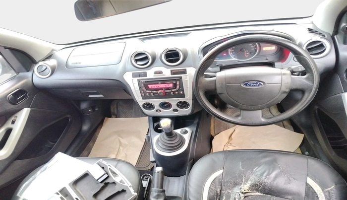 2012 Ford Figo TITANIUM 1.2 PETROL, Petrol, Manual, 87,278 km, interior