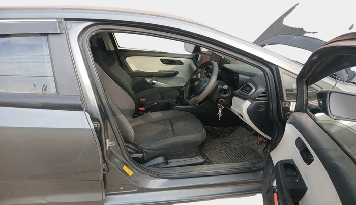 2021 Tata ALTROZ XE PETROL, Petrol, Manual, 41,118 km, interior