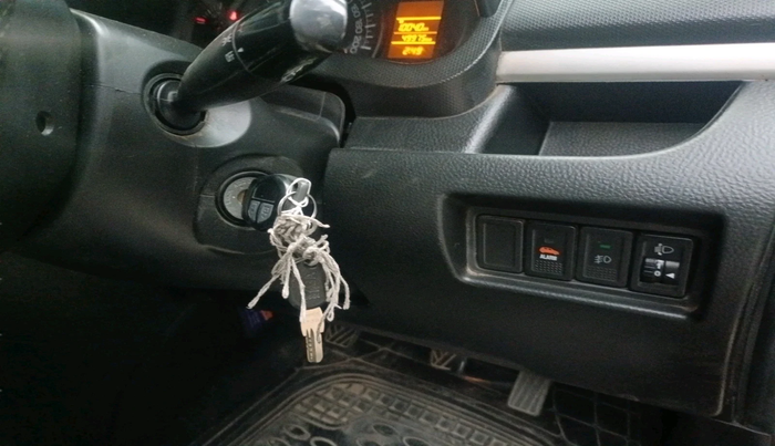 2017 Maruti Swift LXI (O), Petrol, Manual, 49,975 km, interior