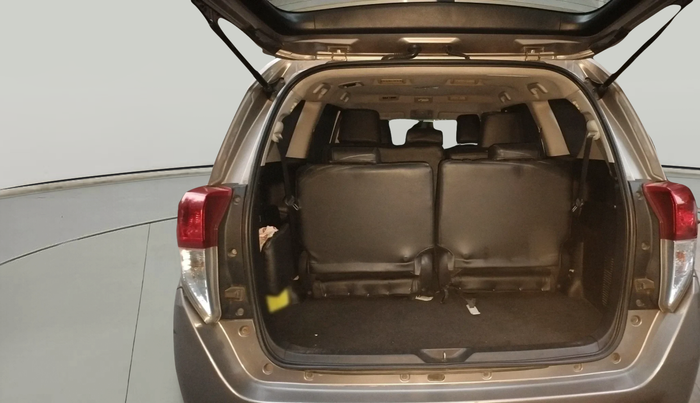 2019 Toyota Innova Crysta 2.4 G 8 STR, Diesel, Manual, 1,35,149 km, exterior