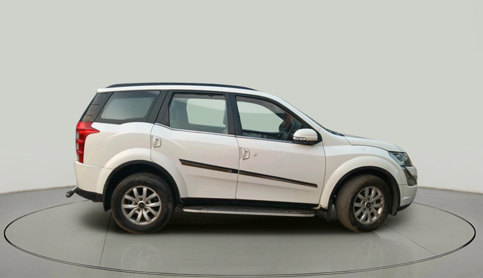 2017 Mahindra XUV500 W10 AT 1.99, Diesel, Automatic, 82,125 km, exterior