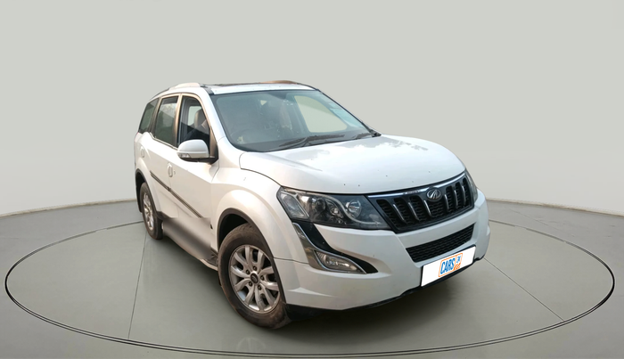 2017 Mahindra XUV500 W10 AT 1.99, Diesel, Automatic, 82,125 km, exterior