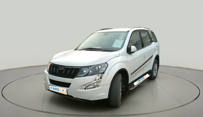 2017 Mahindra XUV500 W10 AT 1.99, Diesel, Automatic, 82,125 km, exterior