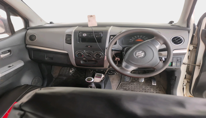 2011 Maruti Wagon R 1.0 LXI CNG, Petrol, Manual, 97,364 km, interior