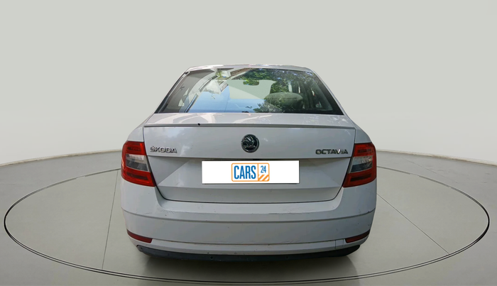2018 Skoda Octavia STYLE 1.8 TSI AT, Petrol, Automatic, 87,956 km, exterior
