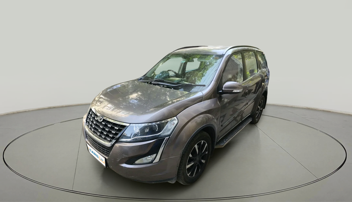 2018 Mahindra XUV500 W11 AT, Diesel, Automatic, 93,581 km, exterior