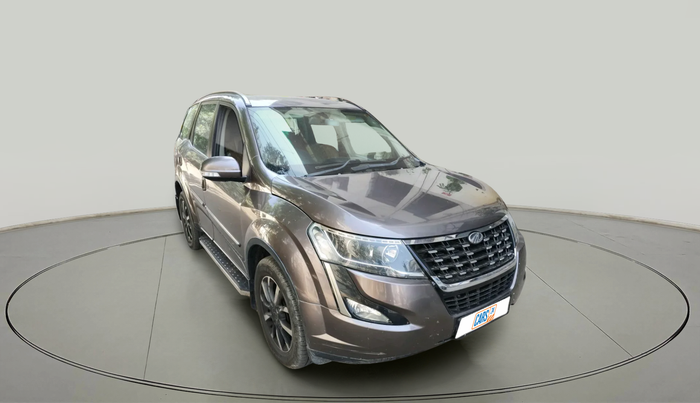 2018 Mahindra XUV500 W11 AT, Diesel, Automatic, 93,581 km, exterior