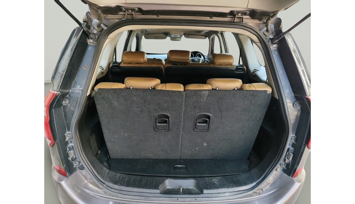 2018 Mahindra XUV500 W11 AT, Diesel, Automatic, 93,581 km, exterior