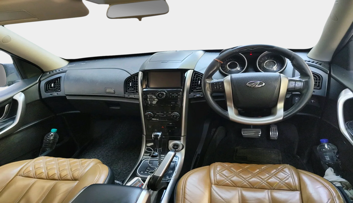 2018 Mahindra XUV500 W11 AT, Diesel, Automatic, 93,581 km, interior