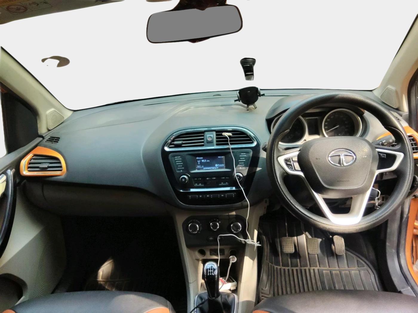 2016 Tata Tiago XZ DIESEL, Diesel, Manual, 56,797 km, interior