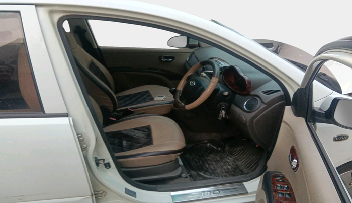 2010 Hyundai i10 SPORTZ 1.2, Petrol, Manual, 62,952 km, interior