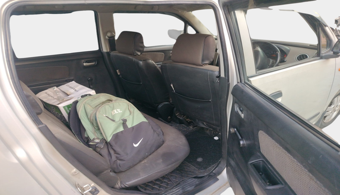 2013 Maruti Wagon R 1.0 LXI, Petrol, Manual, 1,76,506 km, interior