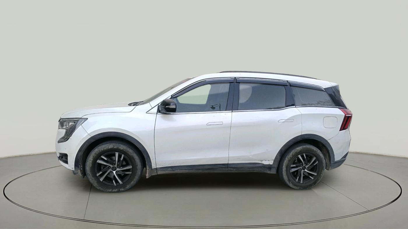 2023 Mahindra XUV700 MX D MT 5 STR, Diesel, Manual, 47,117 km, exterior