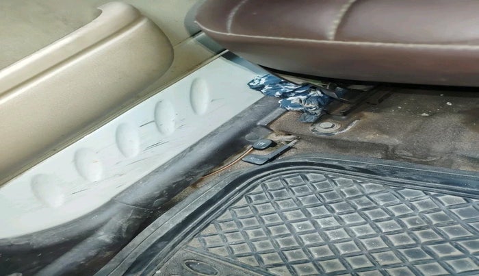 2013 Hyundai Santro Xing GL PLUS, Petrol, Manual, 1,40,531 km, interior