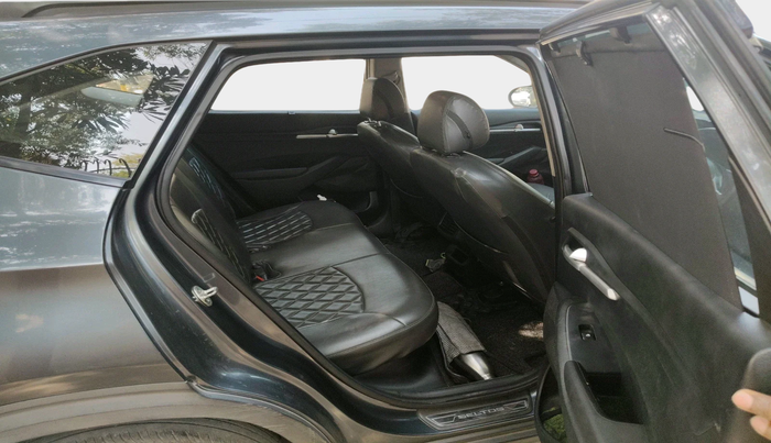 2020 KIA SELTOS HTK PLUS AT 1.5 DIESEL, Diesel, Automatic, 1,23,133 km, interior