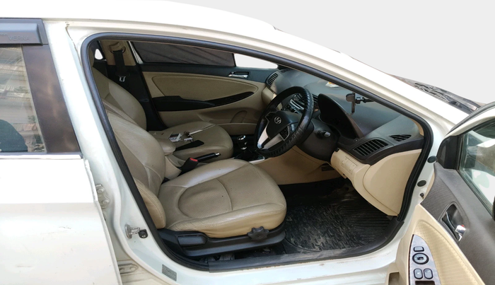 2011 Hyundai Verna FLUIDIC 1.6 VTVT SX OPT, Petrol, Manual, 1,42,597 km, interior